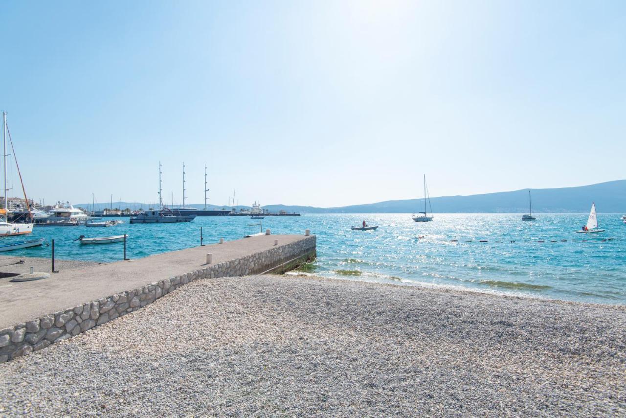 Apartment Delfin Tivat Kültér fotó